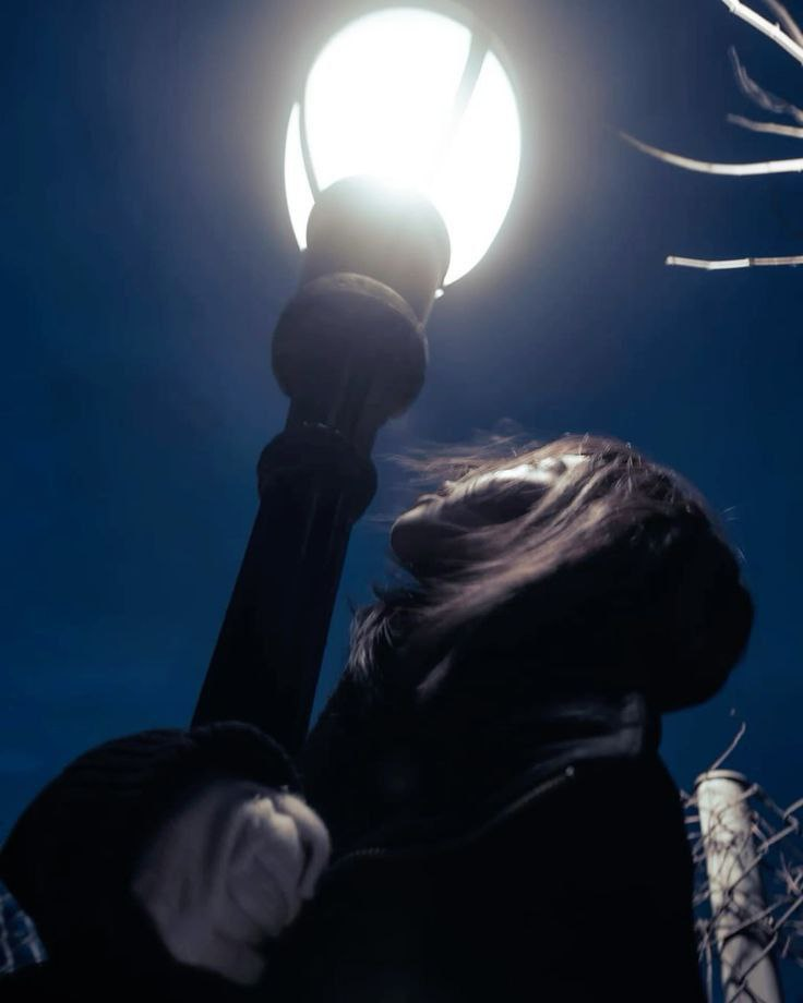 ᴛʜᴇ ɴɪɢʜᴛ¡! - Discord Profile Picture | Free PFP Download