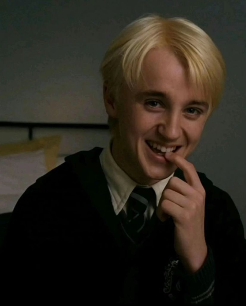 5decc363baf23b61a0a831b687b8eb51 - Discord Profile Picture | Free PFP Download