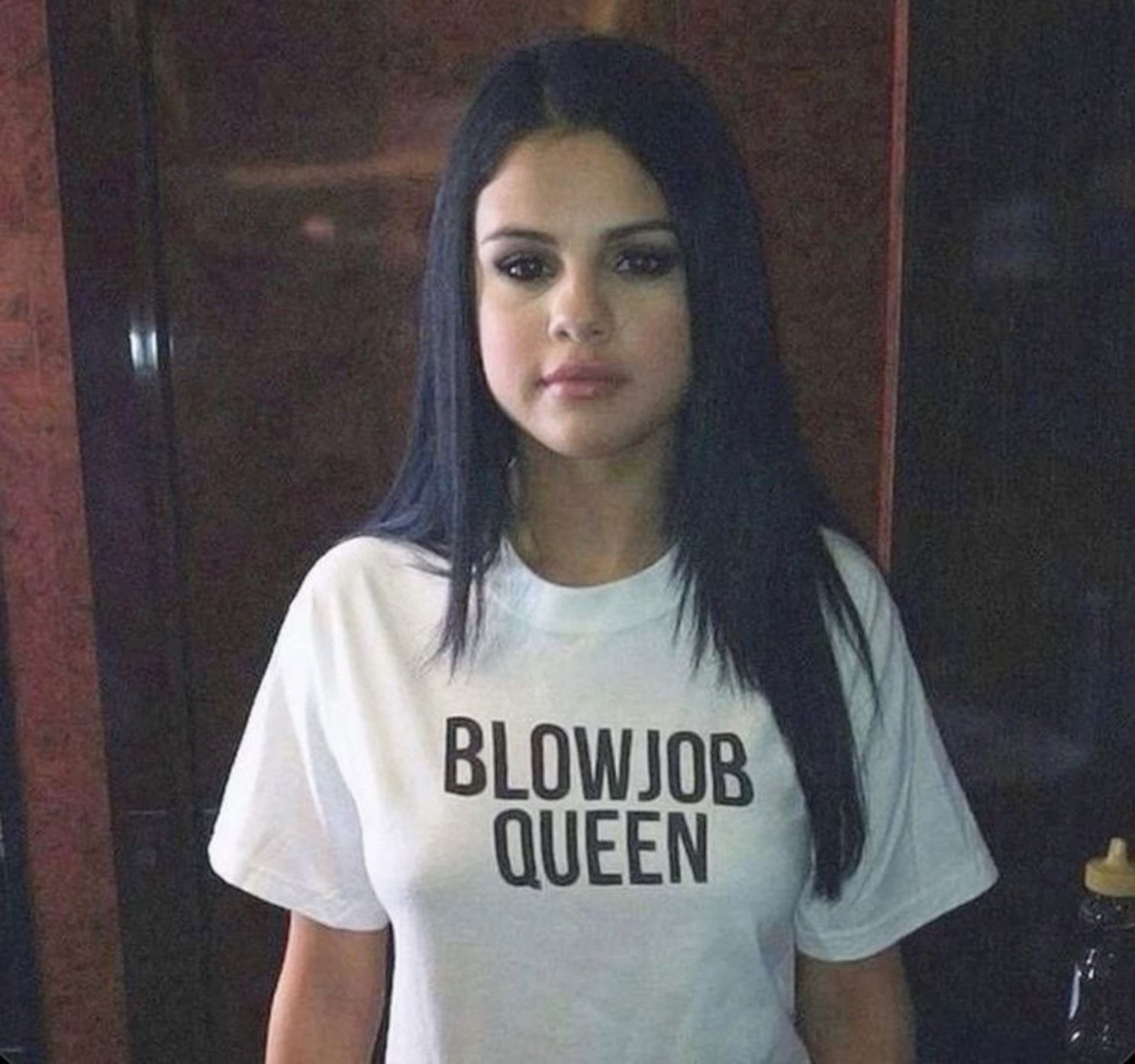 queen of what? | Selena Gomez - Discord Profile Picture | Free PFP Download