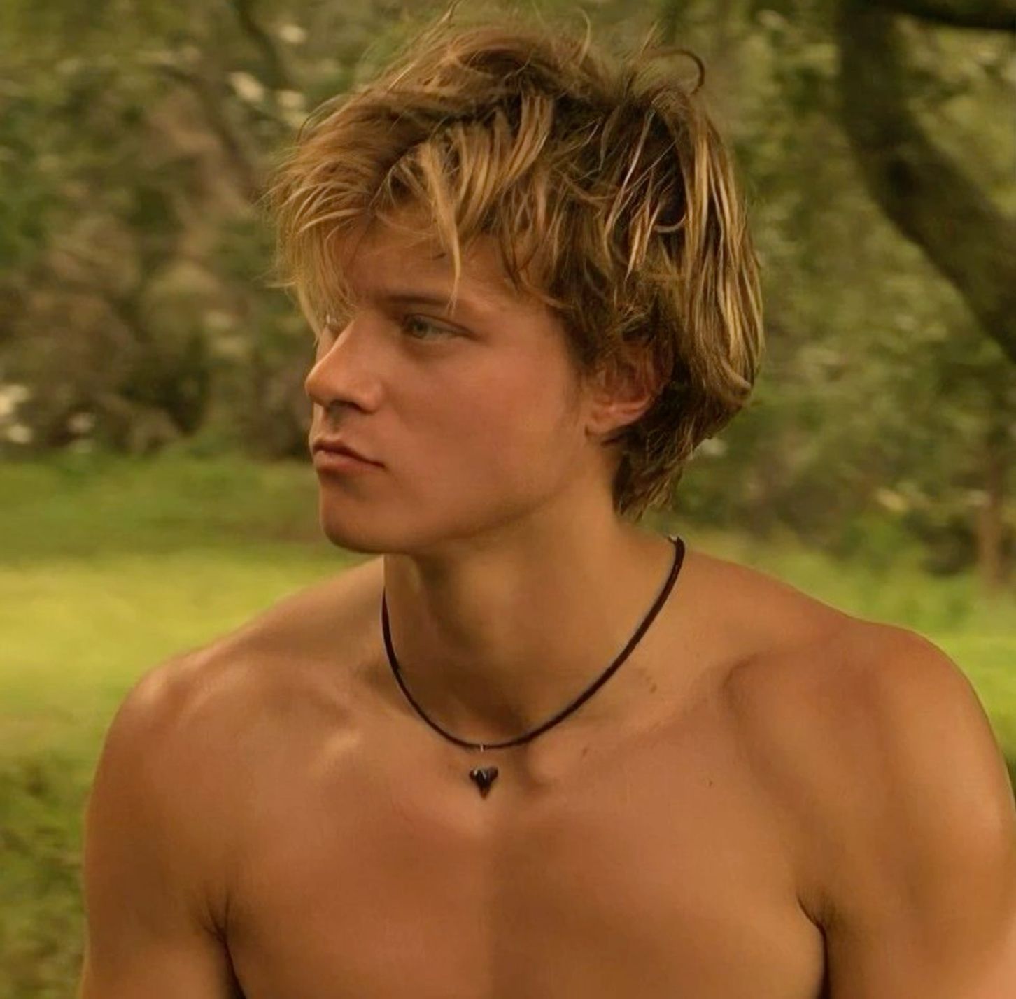 jj maybank - Discord Profile Picture | Free PFP Download