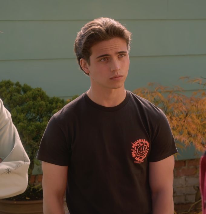 ୭ ˚. ᵎᵎ - Discord Profile Picture | Free PFP Download